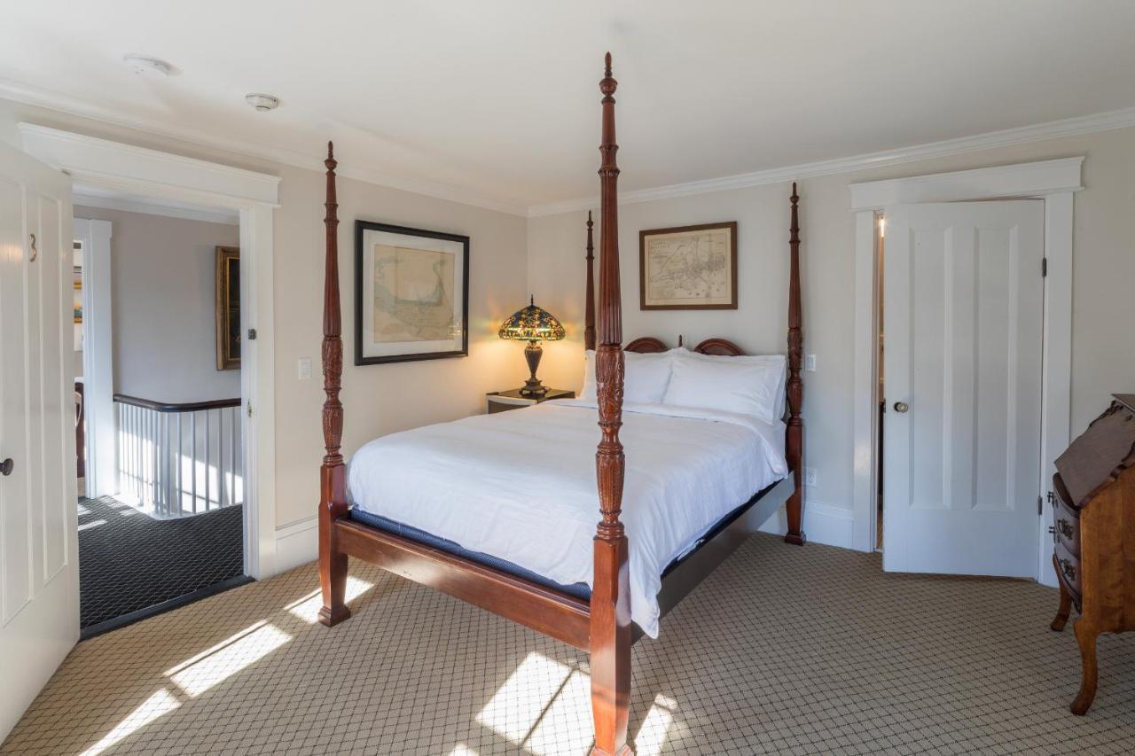 Bed and Breakfast The Clarendon House Provincetown Exterior foto